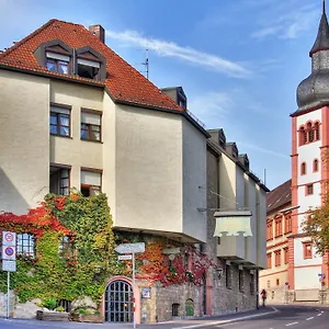 https://hotel-gruner-baum.com-bavaria.com